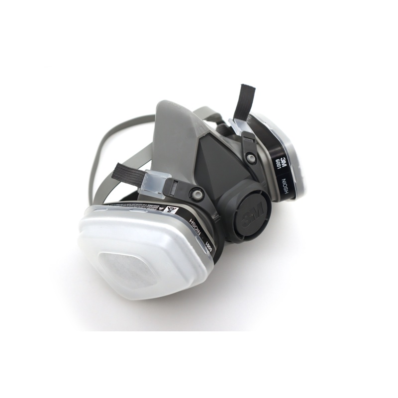 3M Half Facepiece Respirator with Organic Cartridges, N95 Pre-Filters, and Retainers for Paint Fumes